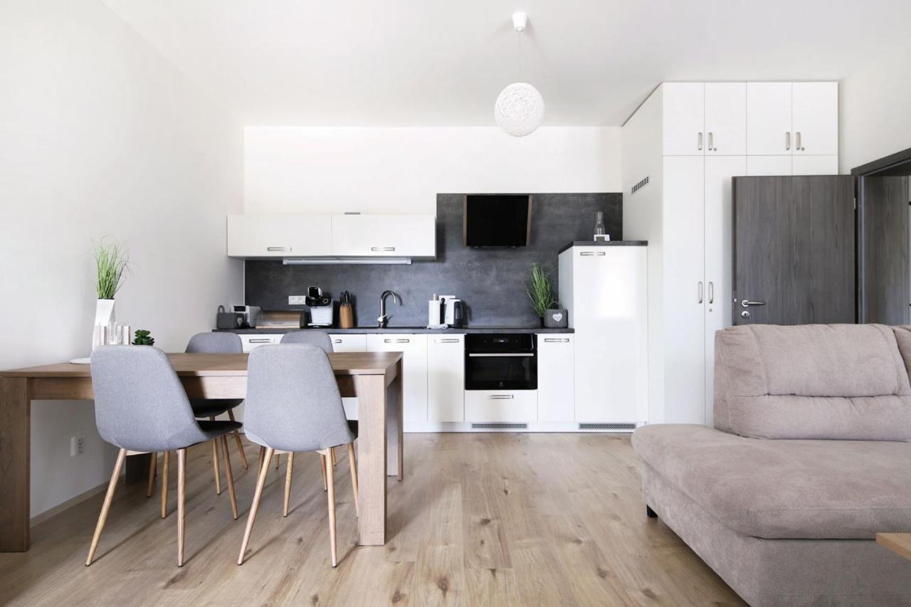 Loučná pod Klínovcem Mountain Apartments Klinovec Hexagon מראה חיצוני תמונה