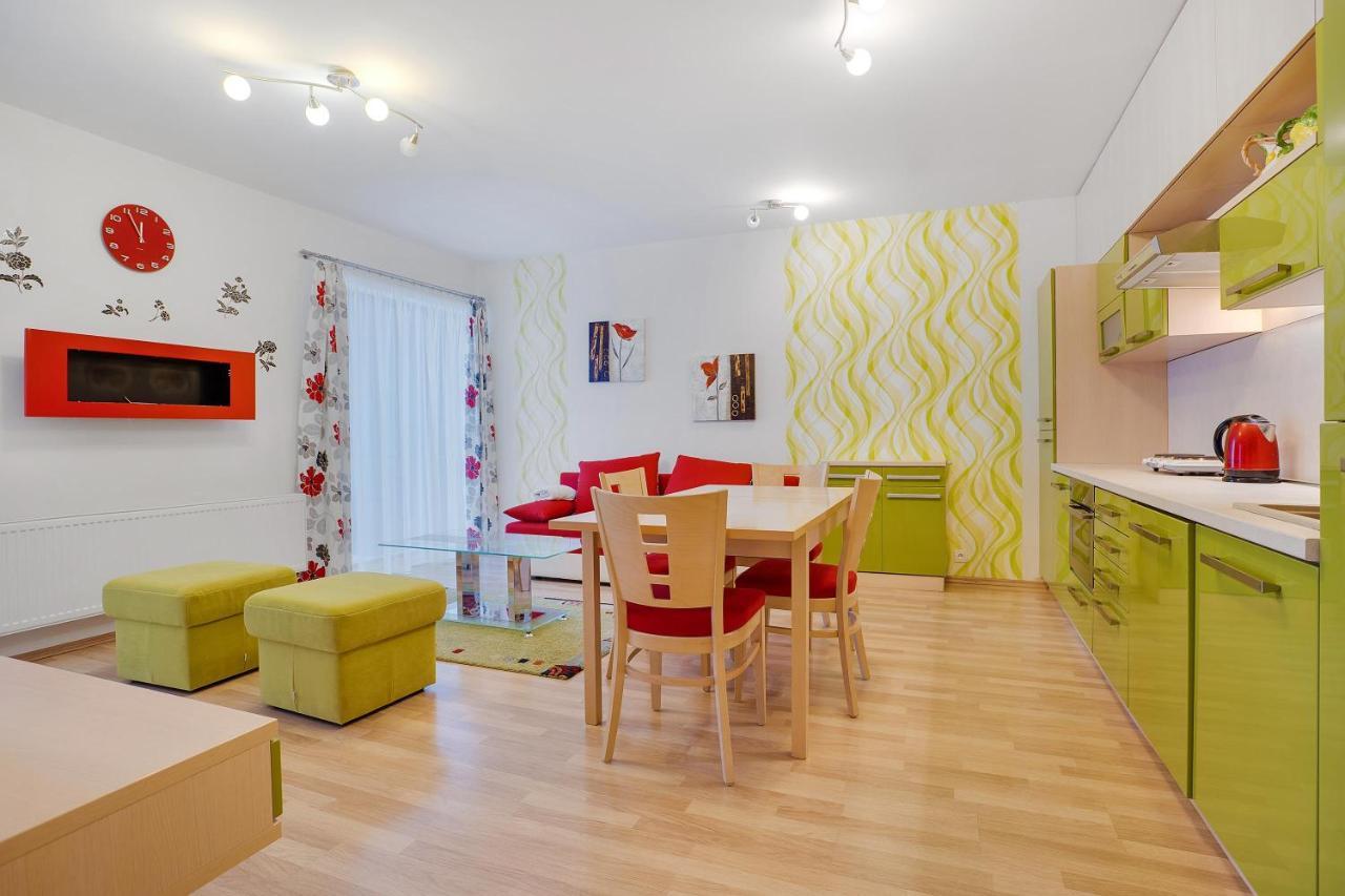 Loučná pod Klínovcem Mountain Apartments Klinovec Hexagon מראה חיצוני תמונה