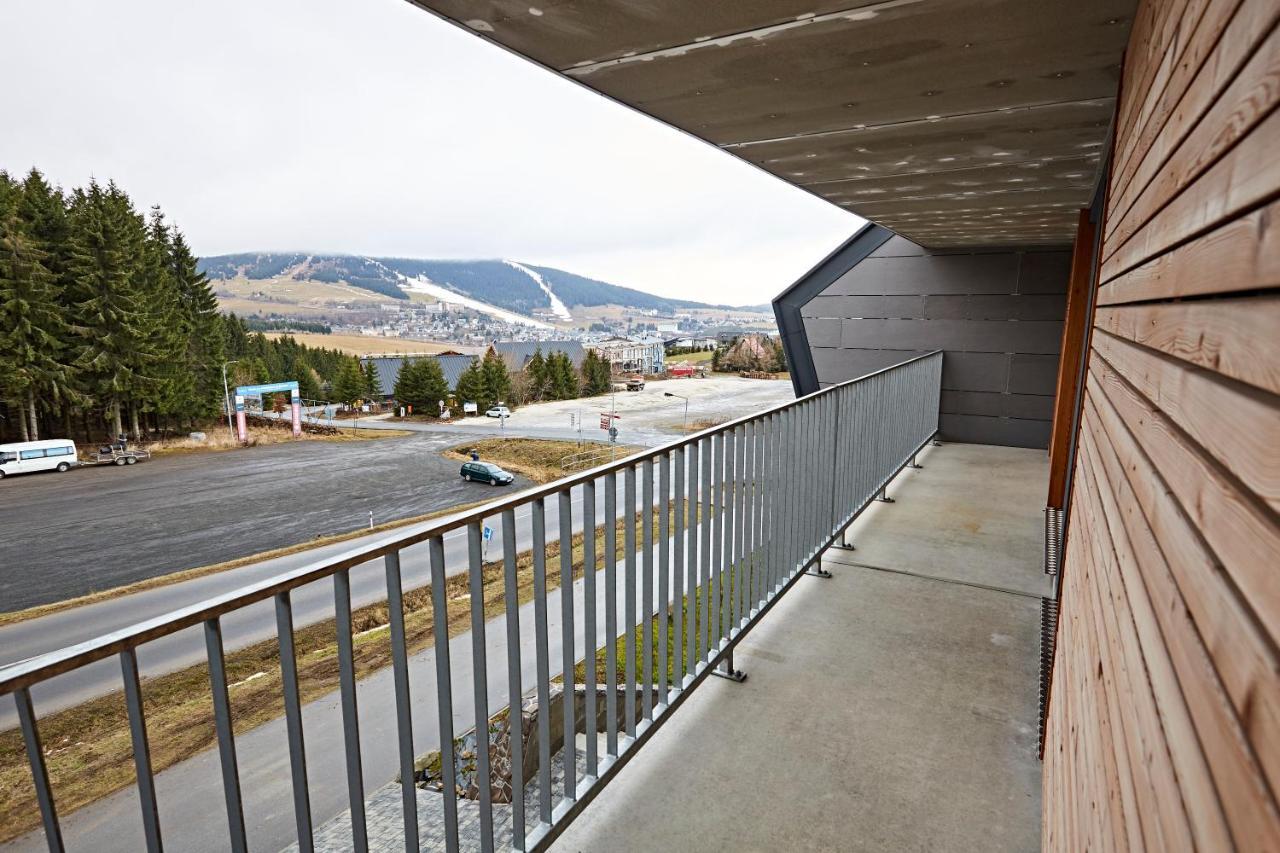 Loučná pod Klínovcem Mountain Apartments Klinovec Hexagon מראה חיצוני תמונה